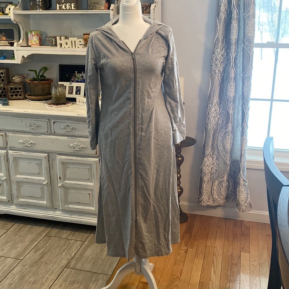 Long Hoodie Sweatshirt - Picture 1 of 5